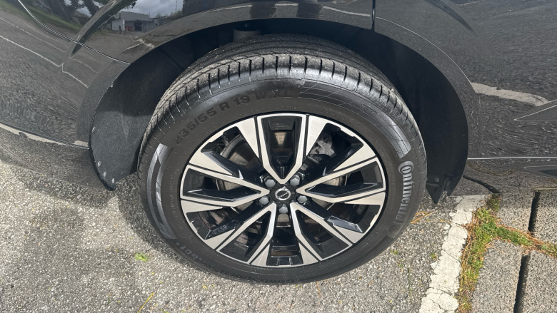 Volvo Xc60 2.0 B4P Plus Dark 5dr Geartronic Petrol Estate